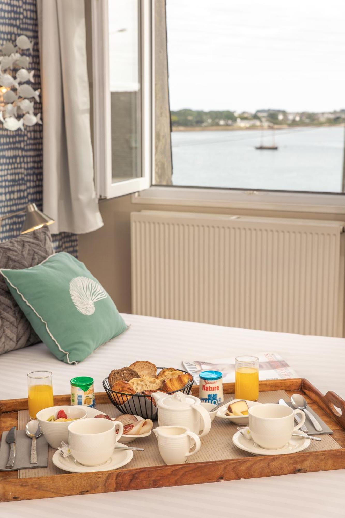 Hotel La Baie Des Anges Spa Marin Landeda Ngoại thất bức ảnh
